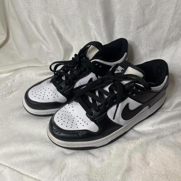 Nike Dunk Low Black and White (Panda) Sneakers Size 6.5 - Picture 7 of 7